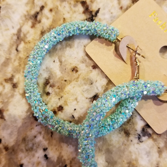 Teal Turquoise Big Circle Hoop Glitter Earring NWT - Picture 4 of 8